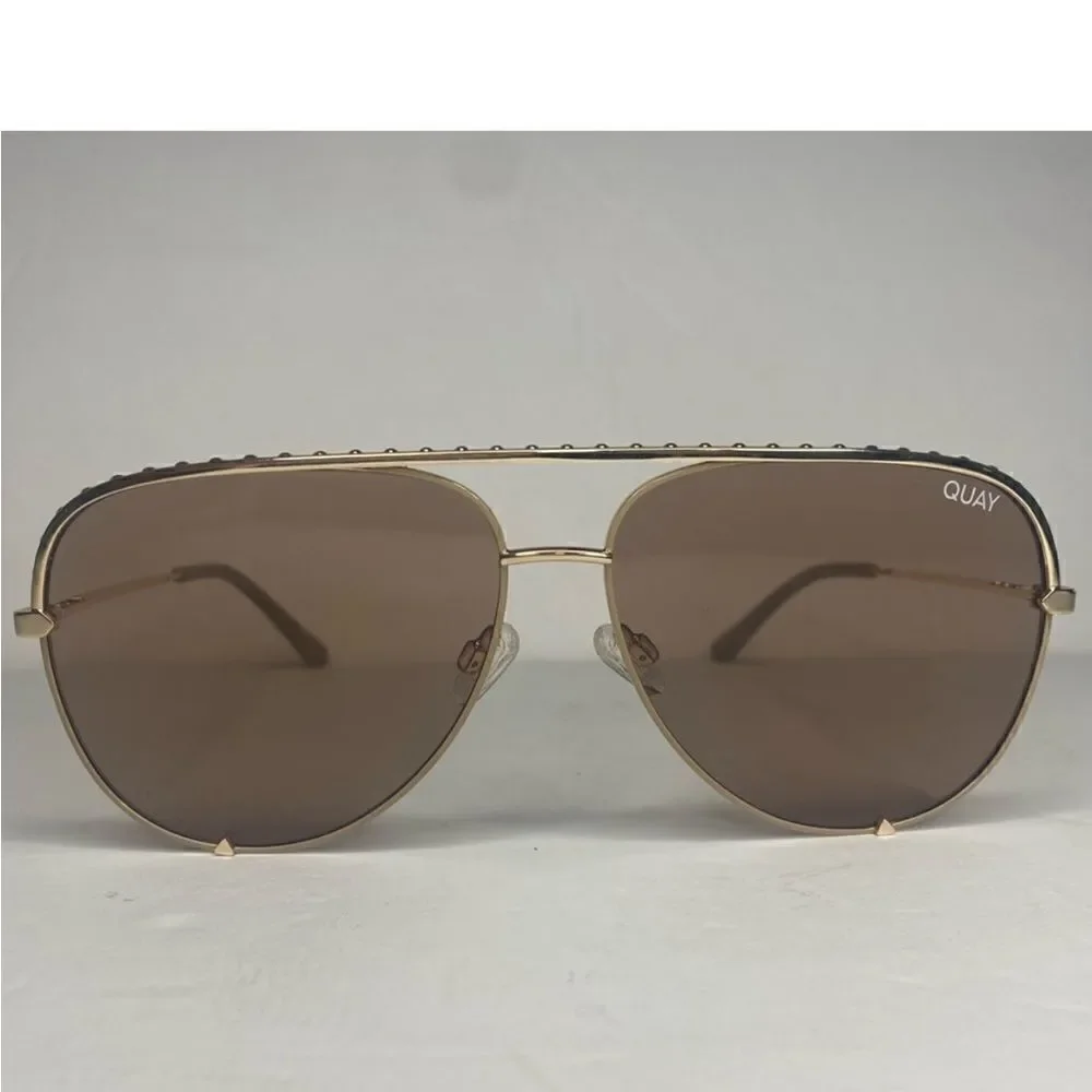 NWT Quay Australia High Key Rivet Sunglasses